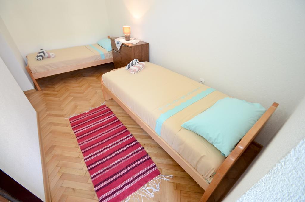 Apartments Ceklin Котор Екстер'єр фото