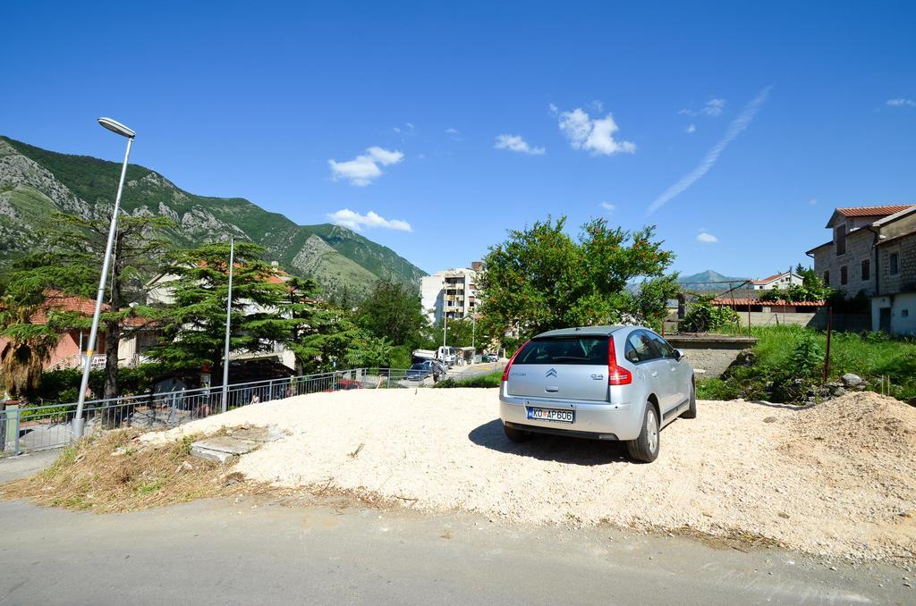 Apartments Ceklin Котор Екстер'єр фото